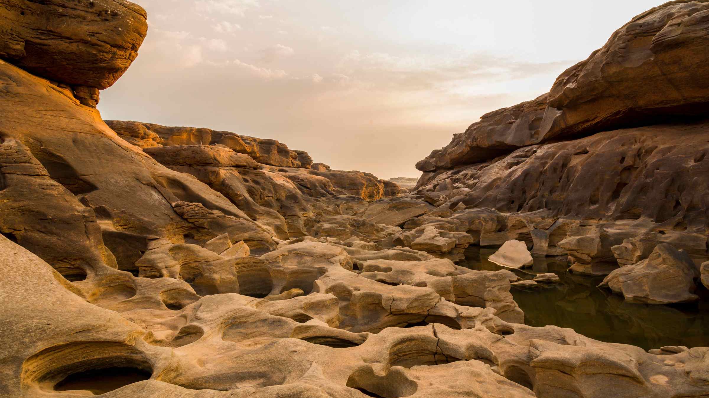 Sam Phan Bok is a place that exists between visibility and submersion.