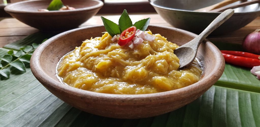 Among the most distinctive examples is tempoyak, made from fermented durian. During the fruiting season, durians can ripen in great numbers, creating a challenge familiar to farming communities everywhere: of how to preserve this fruity abundance before it is lost.