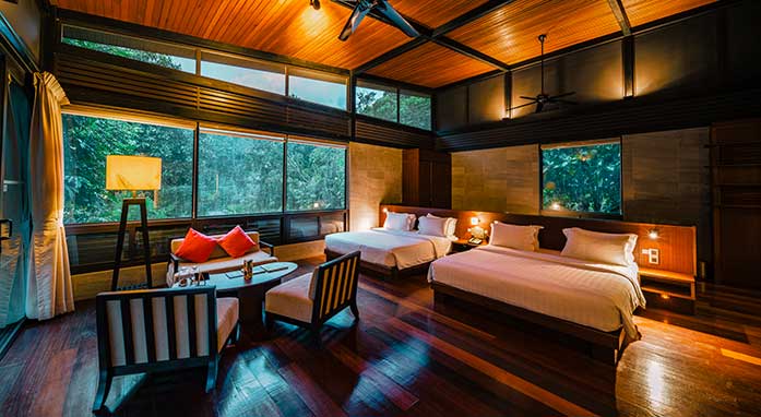 Deluxe Chalets (8 units)