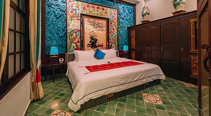 Charlie Chaplin Suite (1 unit)