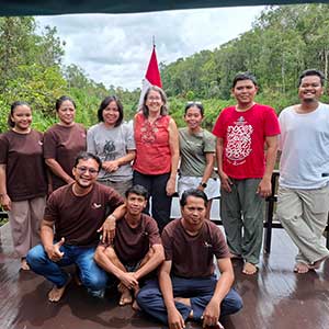 Gaye, Asmi, Guides, Captions, Cooks and Crew